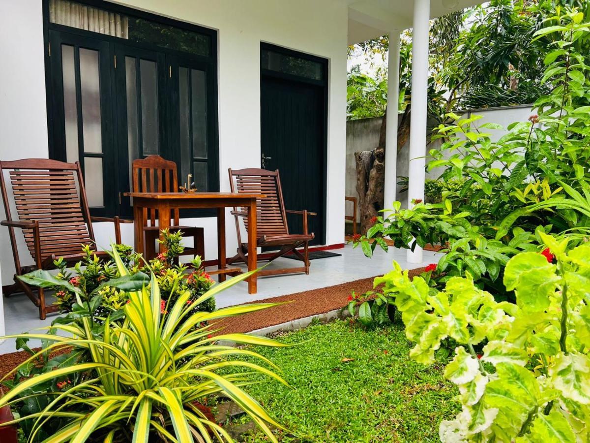 Rekawa Turtle Gate Hotel Tangalle Εξωτερικό φωτογραφία